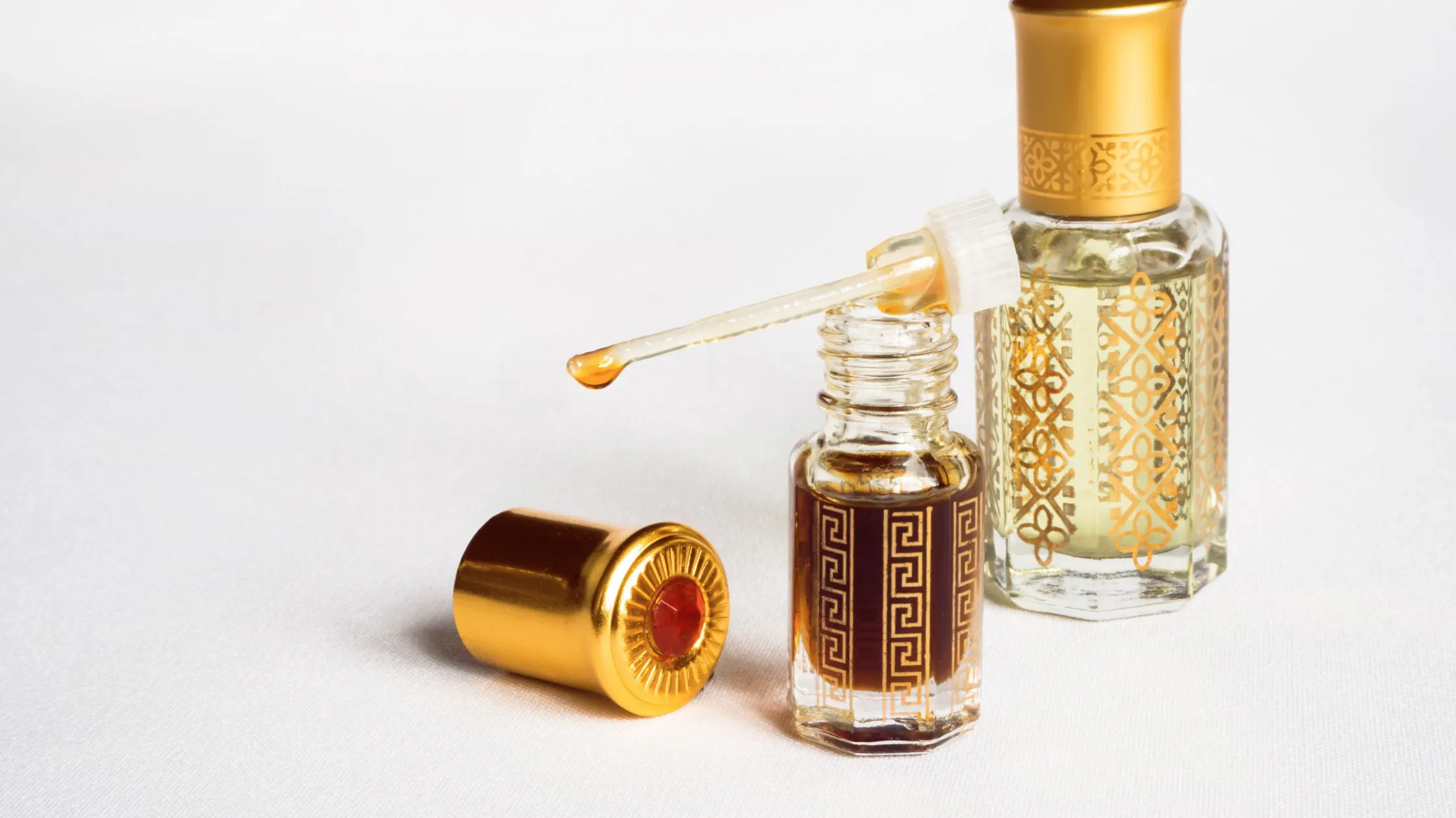 Oud Perfumes – Exotic Middle Eastern Fragrances